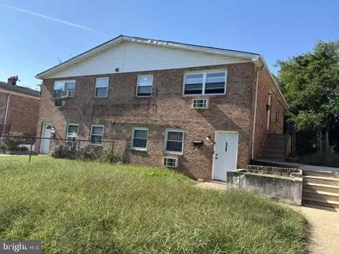 528 Foster St, Philadelphia, PA 19116