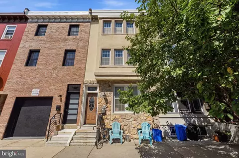 1819 Christian St, Philadelphia, PA 19146