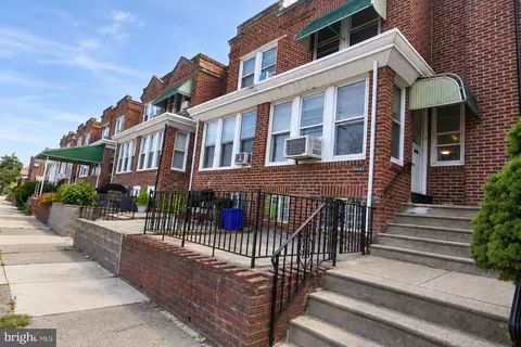 5945 5945 Bingham St, Philadelphia, PA 19120