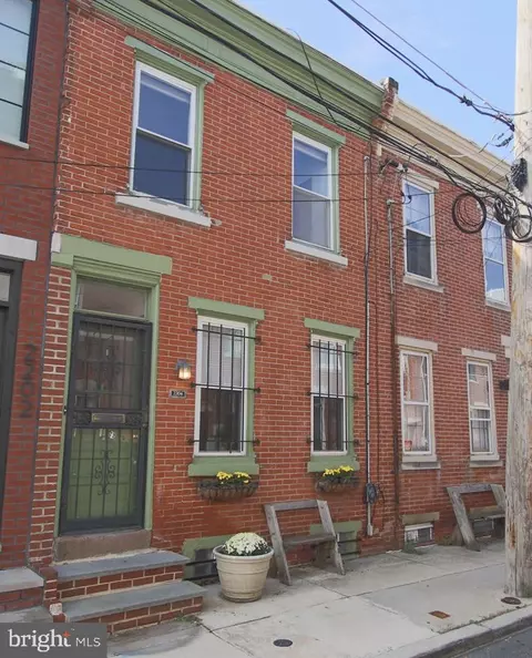 2204 Kater St, Philadelphia, PA 19146