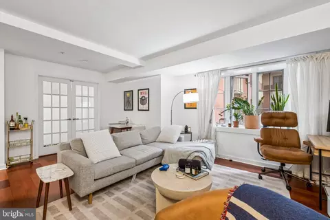 219 S 29 S 18th St #517, Philadelphia, PA 19103