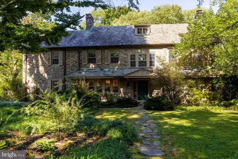 435 W Allens Ln, Philadelphia, PA 19119