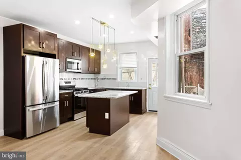 2042 S Cecil St, Philadelphia, PA 19143
