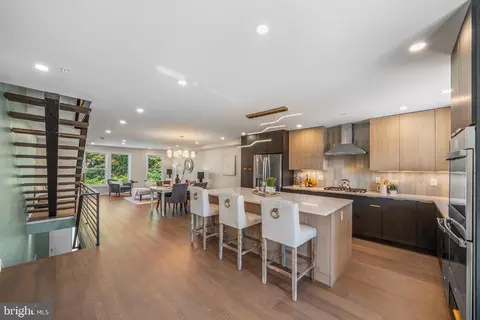 2713 Livingston St, Philadelphia, PA 19134