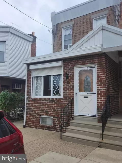 4412 Edgemont St, Philadelphia, PA 19137