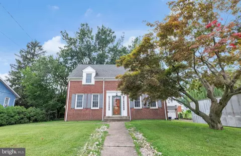 7708 Ferndale St, Philadelphia, PA 19111