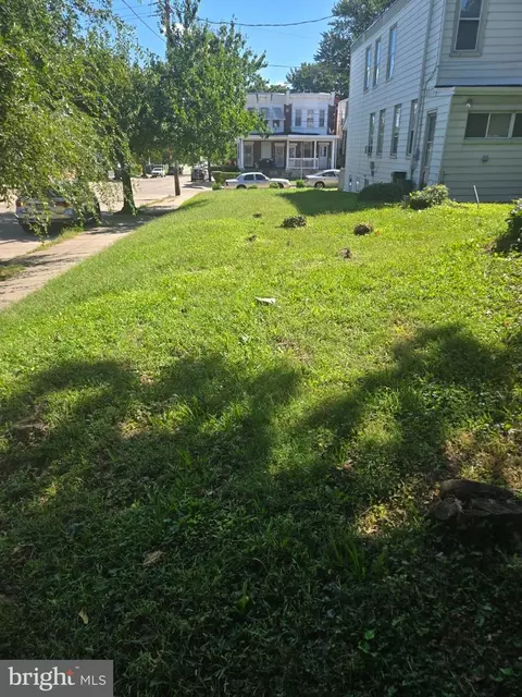 5948 N Park Ave, Philadelphia, PA 19141