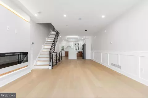 1421 21st St, Philadelphia, PA 19146