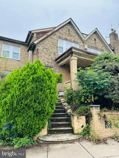 5319 W Oxford St, Philadelphia, PA 19131