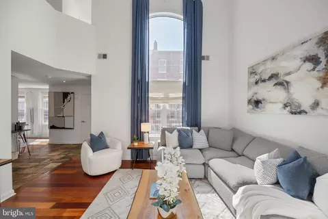 517 Kauffman St, Philadelphia, PA 19147