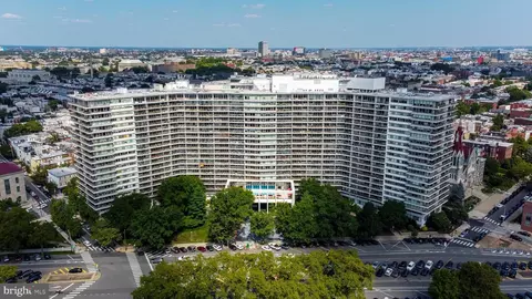 2401 Pennsylvania Ave #7B26, Philadelphia, PA 19130