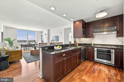 440 S Broad St #1604, Philadelphia, PA 19146