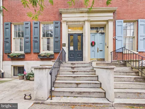 1108 Spruce St #3, Philadelphia, PA 19107
