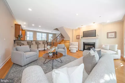 1834 Fairmount Ave, Philadelphia, PA 19130