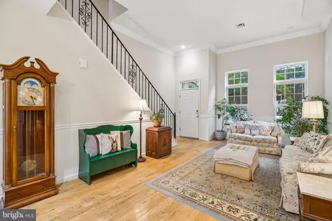 1231 N Howard St, Philadelphia, PA 19122
