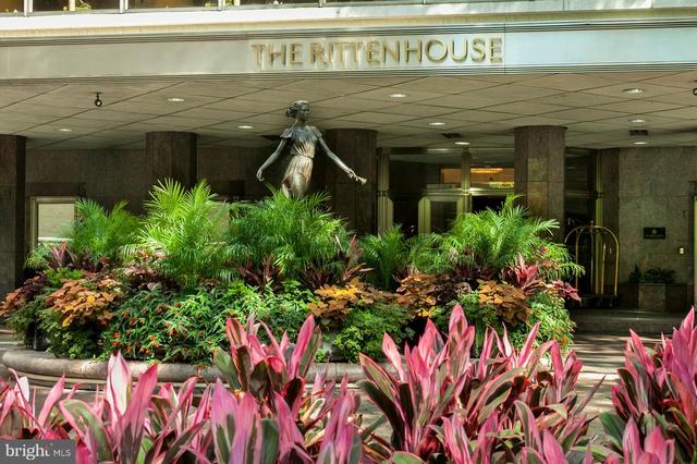 210 W Rittenhouse Sq #1704, Philadelphia, PA 19103