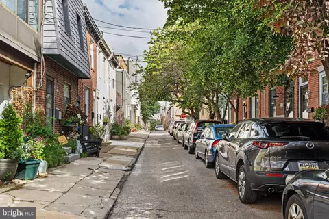 782 N Bucknell St N, Philadelphia, PA 19130