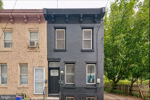 2255 Waterloo St, Philadelphia, PA 19133
