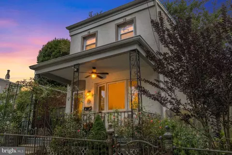 491 Hermitage St, Philadelphia, PA 19128