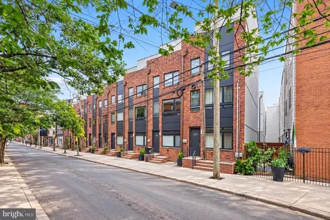 512 Fairmount Ave, Philadelphia, PA 19123