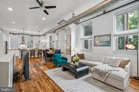1311 S Carlisle St #B, Philadelphia, PA 19146