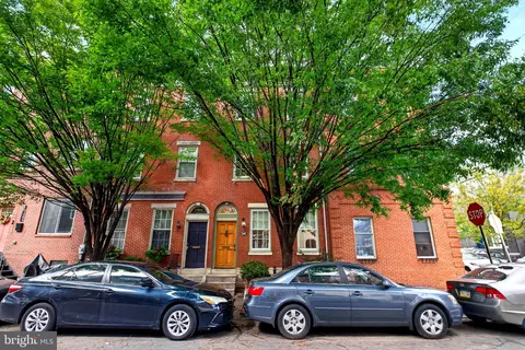 1502 S 5th St S, Philadelphia, PA 19147
