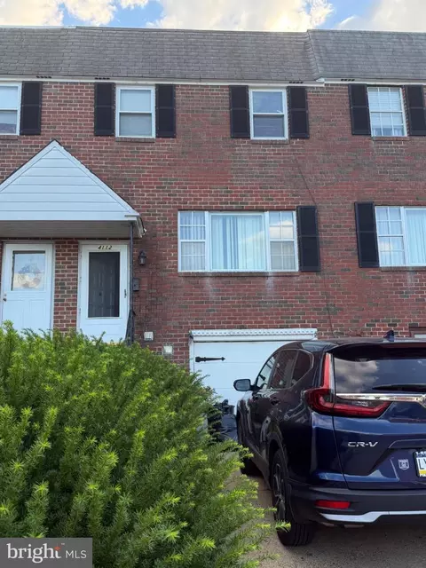 4112 Carteret Dr, Philadelphia, PA 19114