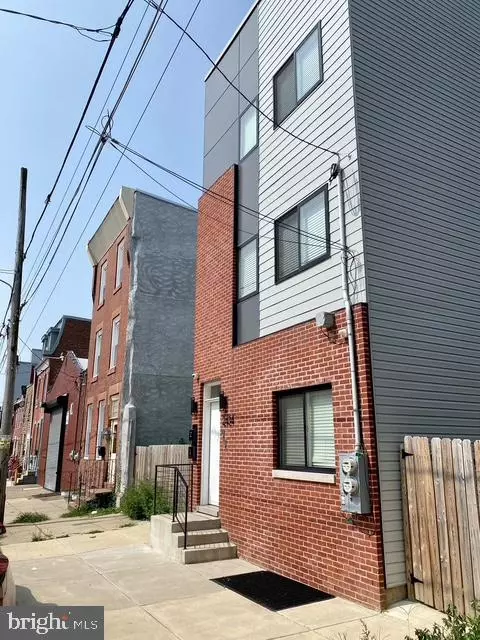 2434 N Mascher St, Philadelphia, PA 19133