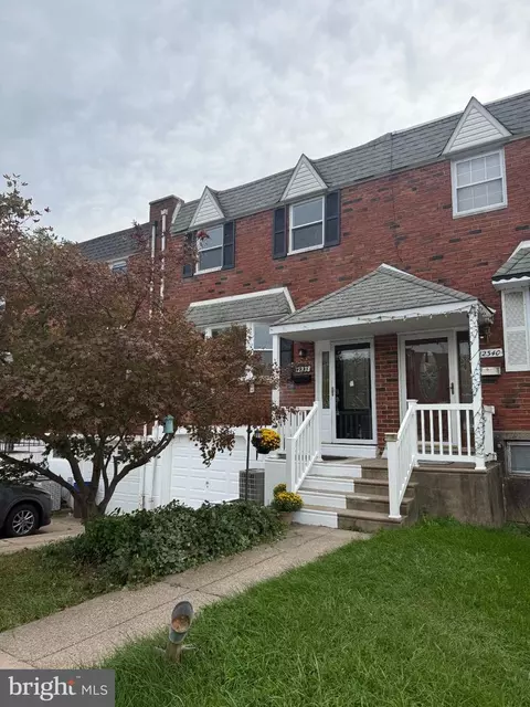 12338 Wyndom Rd, Philadelphia, PA 19154