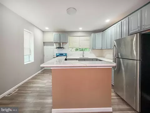 2341 Duncan St, Philadelphia, PA 19124