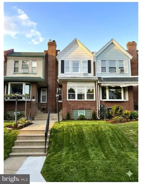 3439 Friendship St, Philadelphia, PA 19149