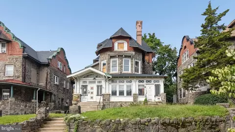 824 N 63rd St, Philadelphia, PA 19151