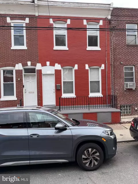 808 Mckean St, Philadelphia, PA 19148