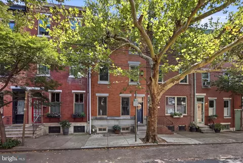 1012 Carpenter St, Philadelphia, PA 19147