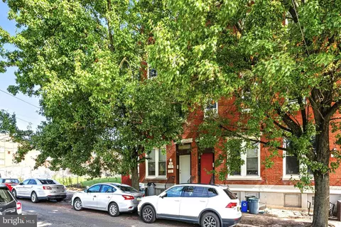 1333 N 16th St, Philadelphia, PA 19121
