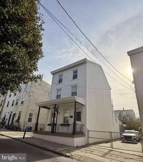 193 Dupont St, Philadelphia, PA 19127