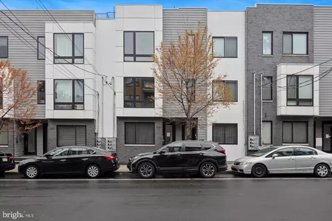 1227 N 5th St #2, Philadelphia, PA 19122