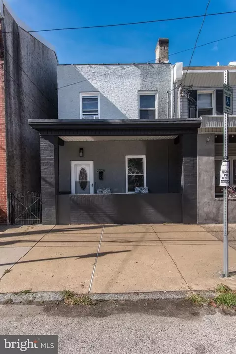 2736 Ash St, Philadelphia, PA 19137