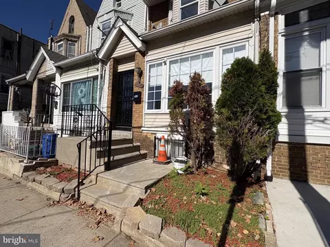 1329 W Wingohocking St, Philadelphia, PA 19140