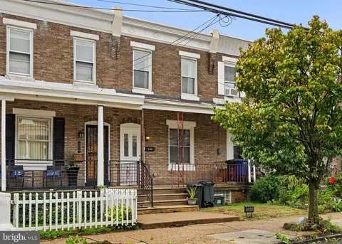 566 Martin St, Philadelphia, PA 19128