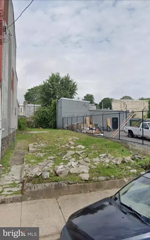 135 E Herman St, Philadelphia, PA 19144