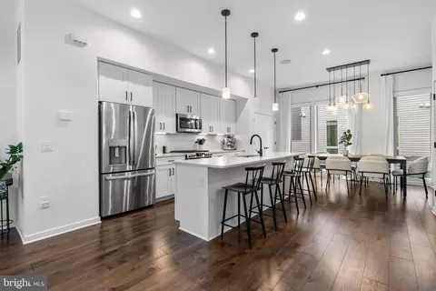 3104 Pierview Ln, Philadelphia, PA 19125