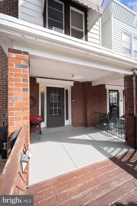111 Rosemar St, Philadelphia, PA 19120
