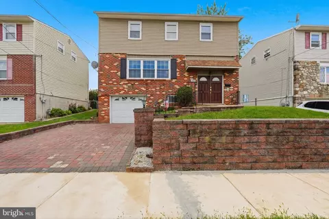 1977 00 Merlin Rd, Philadelphia, PA 19116