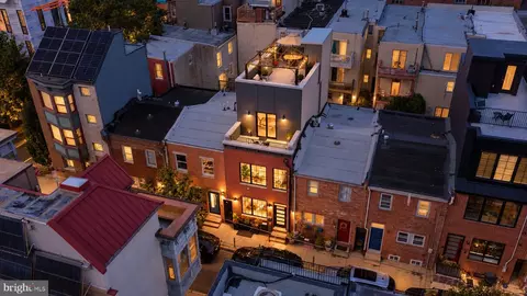 1941 Kater St, Philadelphia, PA 19146