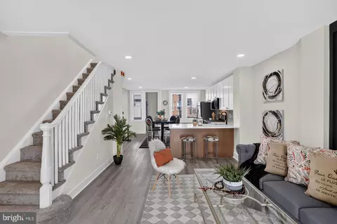 6632 N Uber St, Philadelphia, PA 19138
