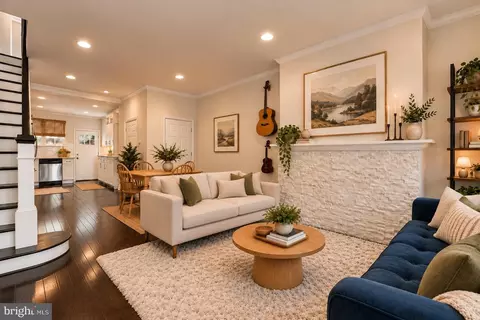 2066 Emily St, Philadelphia, PA 19145