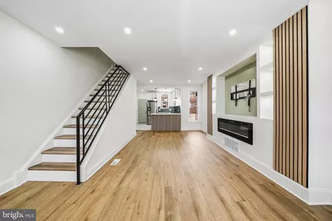 4741 Meridian St, Philadelphia, PA 19136