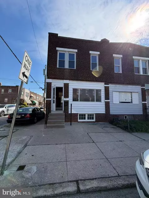 5217 Ditman St, Philadelphia, PA 19124