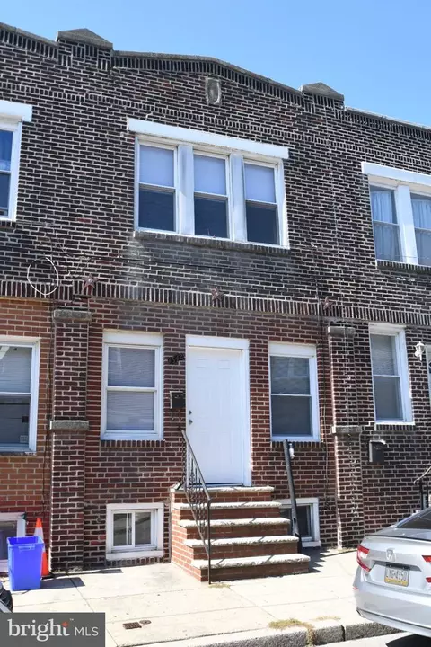 1642 S Newkirk St, Philadelphia, PA 19145